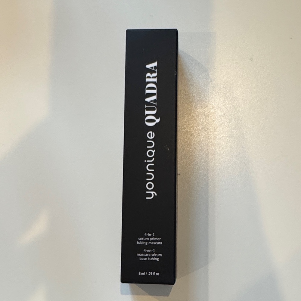 Younique QUADRA 4-in-1 Volumizing Mascara